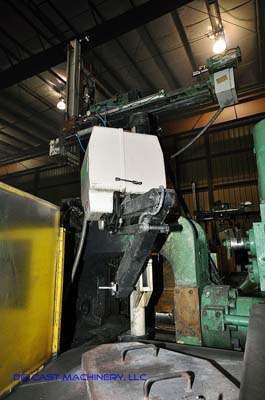 Detailed Pictures of Toshiba Cold Chamber Die Casting Machine DCMP-2176