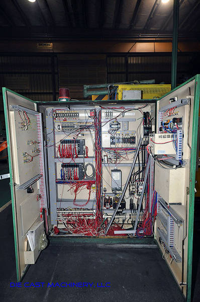 Detailed Pictures of Toshiba Cold Chamber Die Casting Machine DCMP-2176