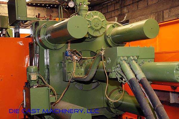 Detailed Pictures of Italpresse Cold Chamber Die Casting Machine DCMP-2237
