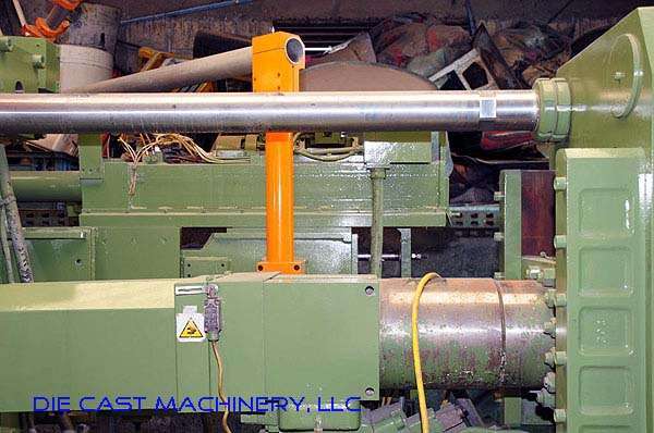 Detailed Pictures of Italpresse Cold Chamber Die Casting Machine DCMP-2237