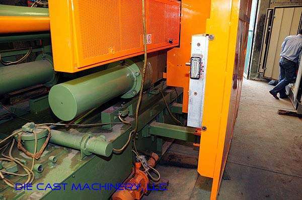 Detailed Pictures of Italpresse Cold Chamber Die Casting Machine DCMP-2237