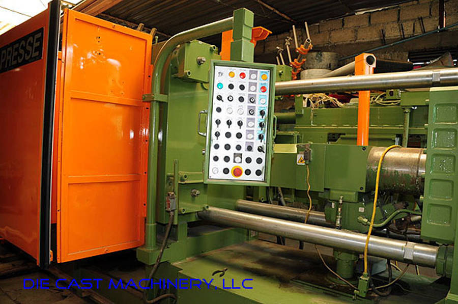 Detailed Pictures of Italpresse Cold Chamber Die Casting Machine DCMP-2237