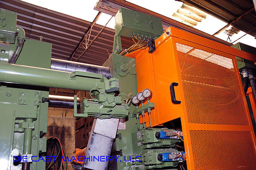 Detailed Pictures of Italpresse Cold Chamber Die Casting Machine DCMP-2237