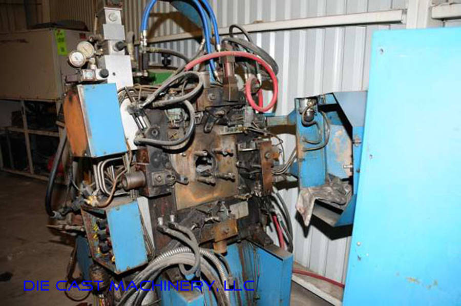 Detailed Pictures of Techmire Multi-slide Hot Chamber Miniature Die Cast Machine DCMP-2247