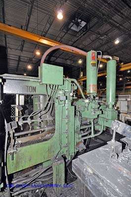 Detailed Pictures of Birch Cold Chamber Die Casting Machine DCMP-2379
