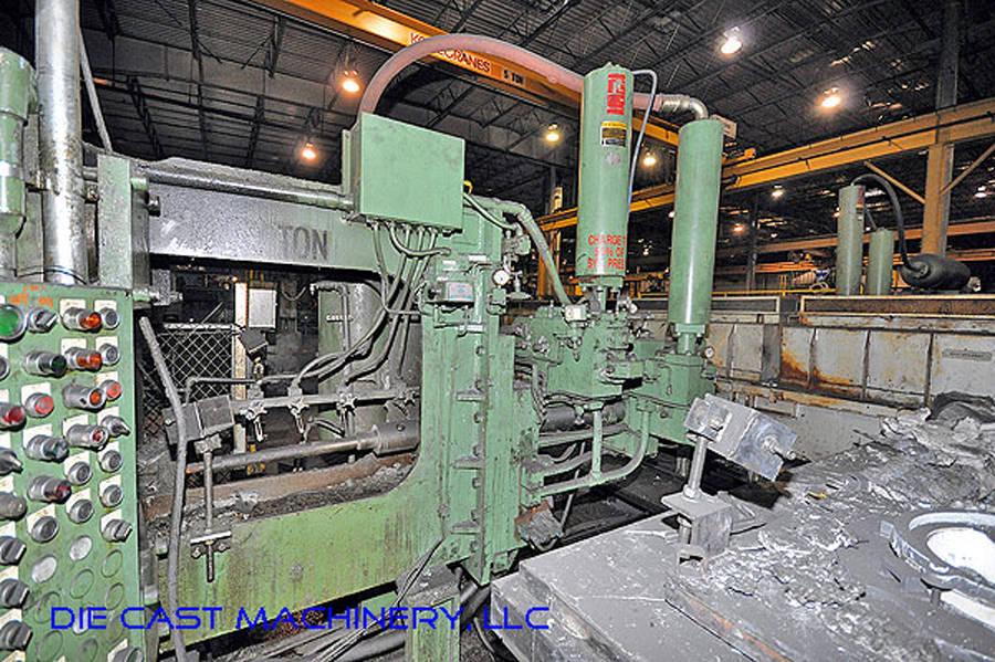 Detailed Pictures of Birch Cold Chamber Die Casting Machine DCMP-2379