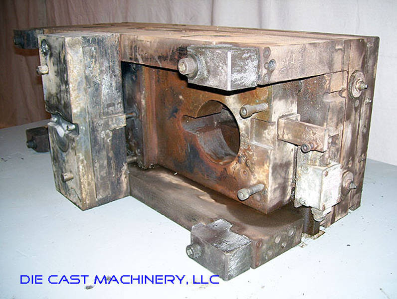 Detailed Pictures of DME Heavy Duty, Double Unit, Cold Chamber Aluminum master unit die holder DCMP-2406