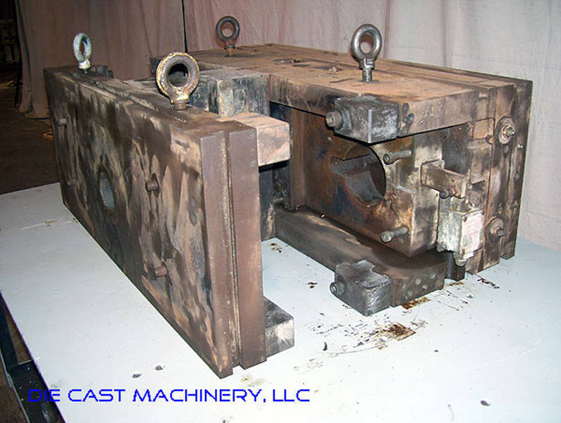 Detailed Pictures of DME Heavy Duty, Double Unit, Cold Chamber Aluminum master unit die holder DCMP-2406