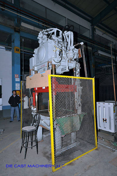Detailed Pictures of Multipress (Machine_Type_Short) DCMP-2729