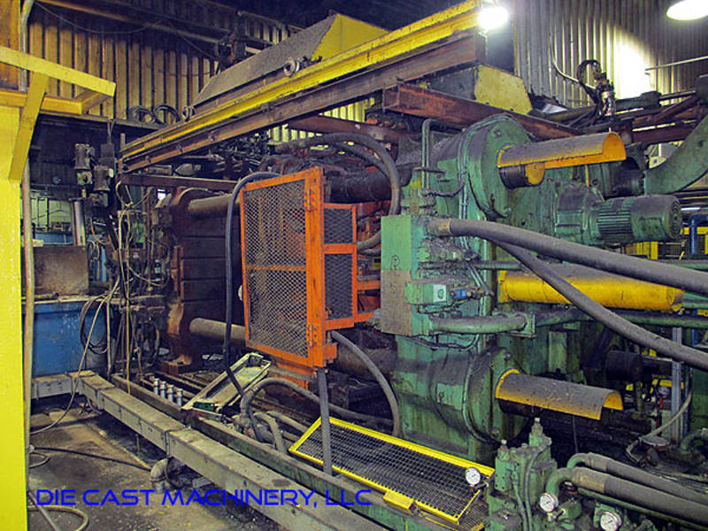 Detailed Pictures of Toshiba Cold Chamber Die Casting Machine DCMP-2964
