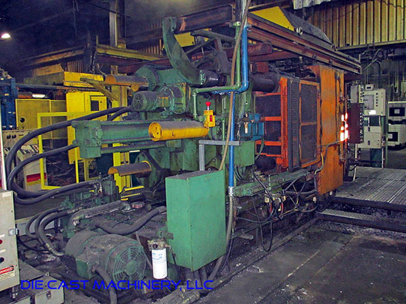Detailed Pictures of Toshiba Cold Chamber Die Casting Machine DCMP-2964