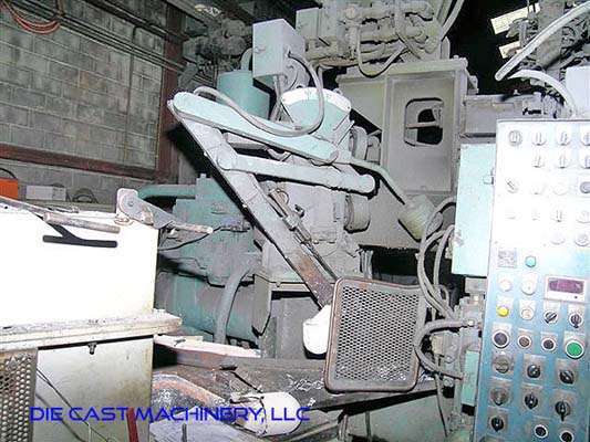 Detailed Pictures of Toshiba Cold Chamber Die Casting Machine DCMP-2990