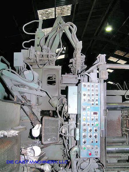 Detailed Pictures of Toshiba Cold Chamber Die Casting Machine DCMP-2990