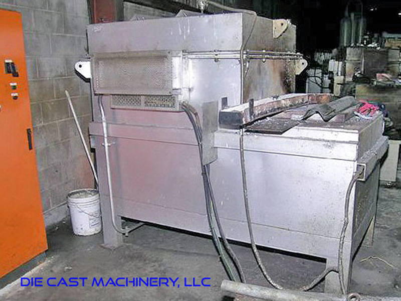 Detailed Pictures of Toshiba Cold Chamber Die Casting Machine DCMP-2990
