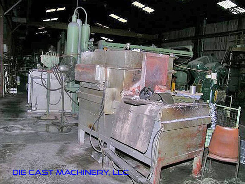 Detailed Pictures of Toshiba Cold Chamber Die Casting Machine DCMP-2990