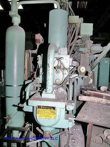 Detailed Pictures of Toshiba Cold Chamber Die Casting Machine DCMP-2990
