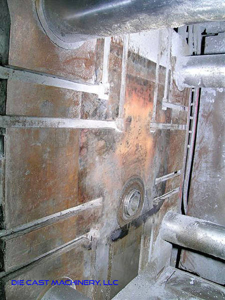 Detailed Pictures of Toshiba Cold Chamber Die Casting Machine DCMP-2990