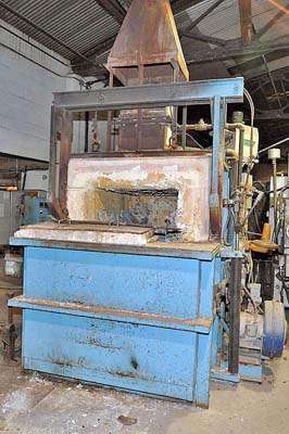 Detailed Pictures of FW Schaefer Wet Bath Aluminum Melting Furnace DCMP-3024