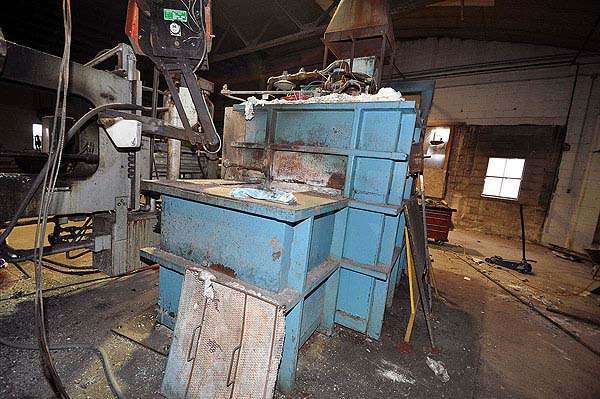 Detailed Pictures of FW Schaefer Wet Bath Aluminum Melting Furnace DCMP-3024