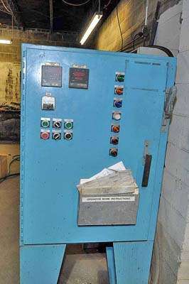 Image of FW Schaefer Model AM-400 Wet Bath Aluminum Melting Furnace For_Sale DCM-3024