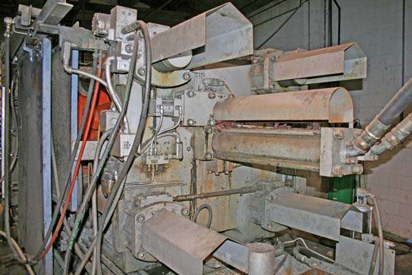 Detailed Pictures of Kux Machinery Cold Chamber Die Casting Machine DCMP-3026