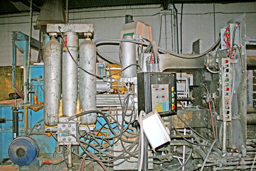 Detailed Pictures of Kux Machinery Cold Chamber Die Casting Machine DCMP-3026