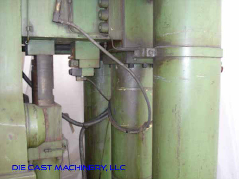 Detailed Pictures of Italpresse Cold Chamber Die Casting Machine DCMP-3292