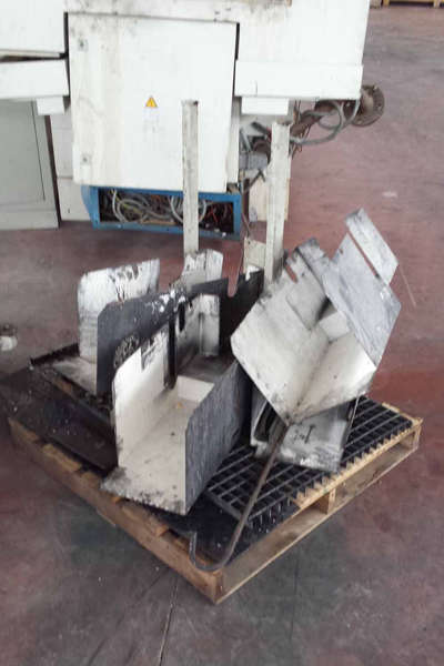 Detailed Pictures of Ube Squeeze Cast Die Casting Machine DCMP-3593