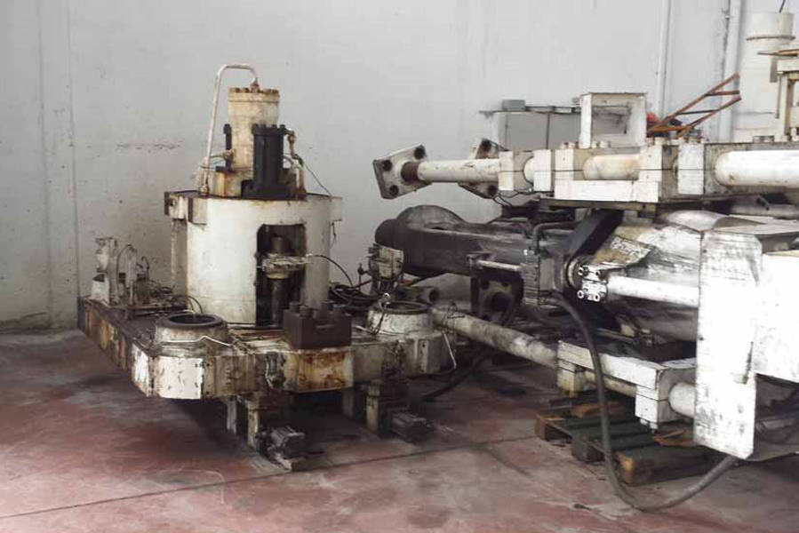 Detailed Pictures of Ube Squeeze Cast Die Casting Machine DCMP-3593