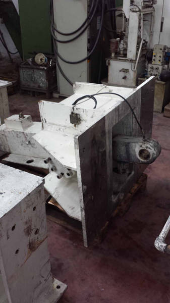 Detailed Pictures of Ube Squeeze Cast Die Casting Machine DCMP-3593