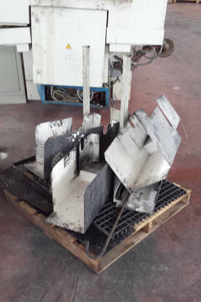 Detailed Pictures of Ube Squeeze Cast Die Casting Machine DCMP-3593
