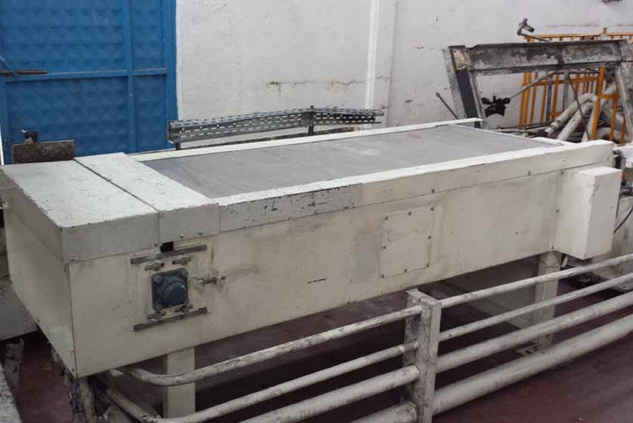 Detailed Pictures of Ube Squeeze Cast Die Casting Machine DCMP-3593