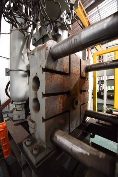 Detailed Pictures of Toyo Machinery Cold Chamber Die Casting Machine DCMP-3616
