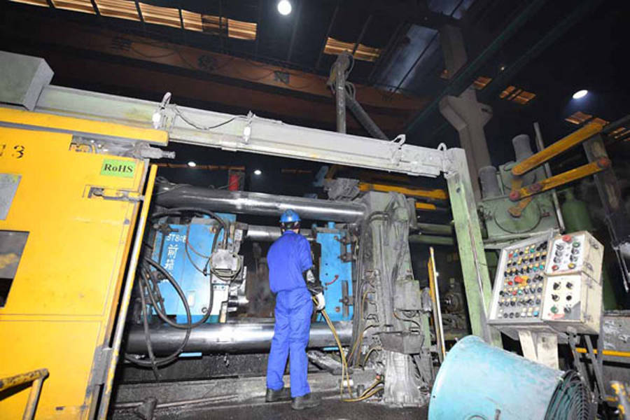 Picture of Idra OL 1600 Horizontal Cold Chamber Aluminum/Magnesium Capable High Pressure Die Casting Machine For_Sale DCMP-3621
