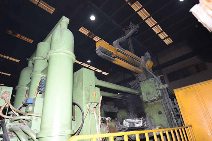 Picture of Idra OL 1600 Horizontal Cold Chamber Aluminum/Magnesium Capable High Pressure Die Casting Machine For_Sale DCMP-3621