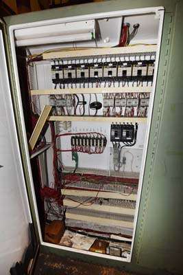 Detailed Pictures of Modern Equipment Stack Melting & Holding Furnace DCMP-3653