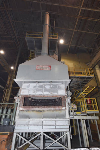 Detailed Pictures of Modern Equipment Stack Melting & Holding Furnace DCMP-3653