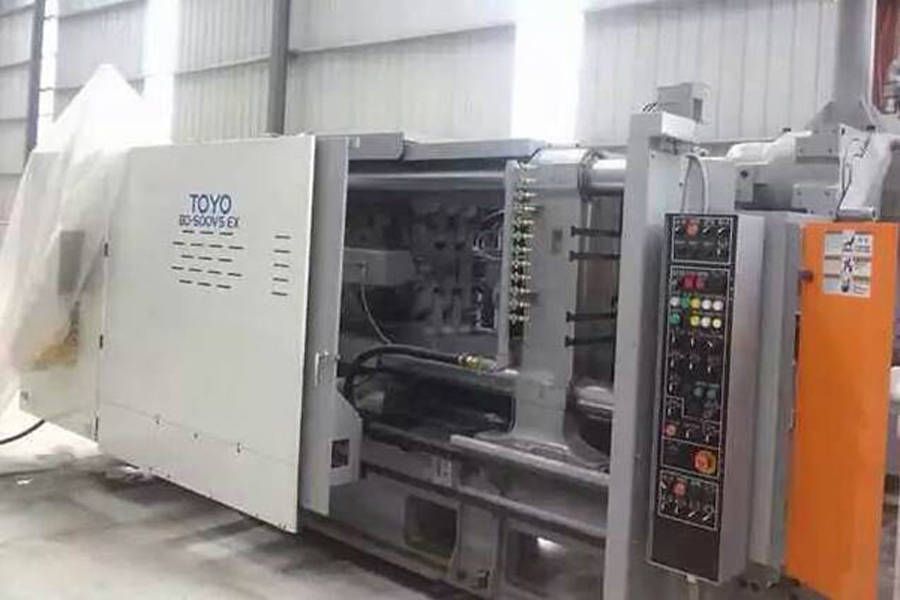 Detailed Pictures of Toyo Machinery Cold Chamber Die Casting Machine DCMP-3666