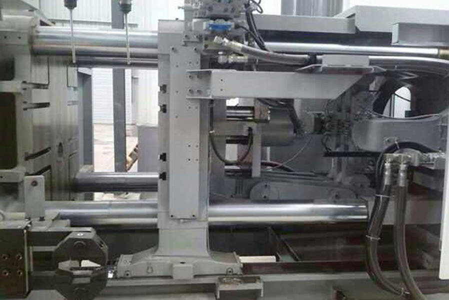 Detailed Pictures of Toyo Machinery Cold Chamber Die Casting Machine DCMP-3666