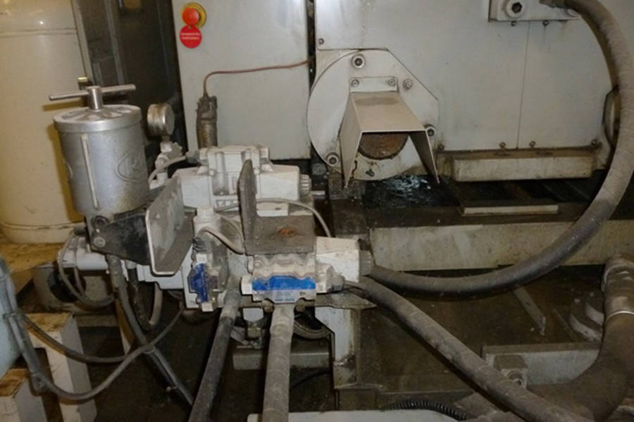 Detailed Pictures of Toyo Machinery (Machine_Type_Short) DCMP-3706