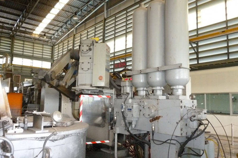 Detailed Pictures of Toyo Machinery Cold Chamber Die Casting Machine DCMP-3707