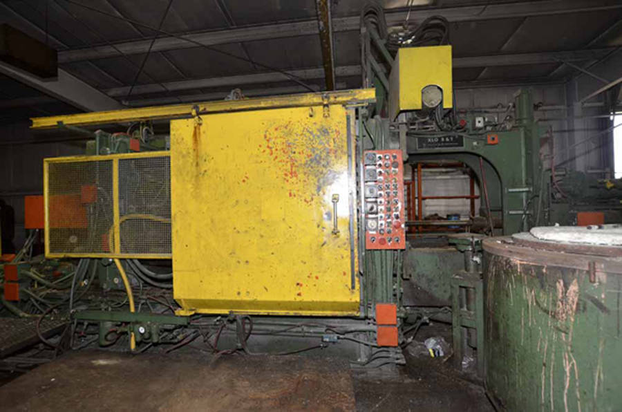 Detailed Pictures of Ex-Cell-O B&T Cold Chamber Die Casting Machine DCMP-3726