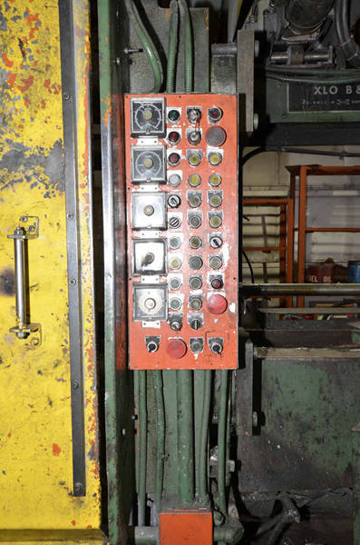 Detailed Pictures of Ex-Cell-O B&T Cold Chamber Die Casting Machine DCMP-3726