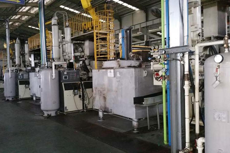 Detailed Pictures of Ube Cold Chamber Die Casting Machine DCMP-3780