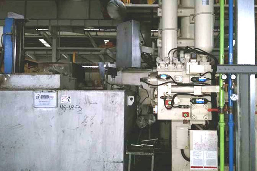 Detailed Pictures of Ube Cold Chamber Die Casting Machine DCMP-3781