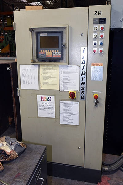 Detailed Pictures of Italpresse Hot Chamber Die Casting Machine DCMP-3826