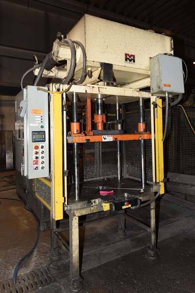 Detailed Pictures of Metal Mechanics Vertical Die Cast Trimming Press DCMP-3842