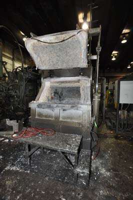 Picture of MPH Reverberatory Type Wet Bath Stationary Aluminum Melting and Holding Furnace DCMP-3887