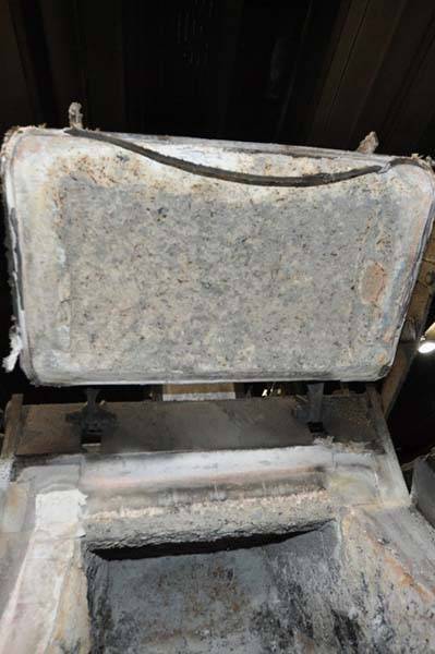 Detailed Pictures of MPH Wet Bath Aluminum Melting Furnace DCMP-3887