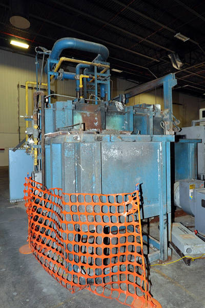 Detailed Pictures of FW Schaefer Wet Bath Aluminum Melting Furnace DCMP-3995